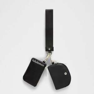 Lululemon Dual Pouch Wristlet Black/Gold